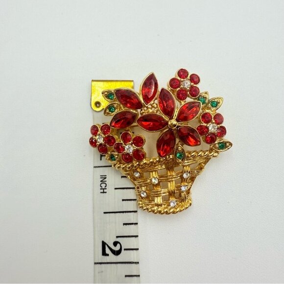Vintage Red Rhinestone PoinsettiaCrystal and Gold Tone Basket Brooch - Picture 6 of 6